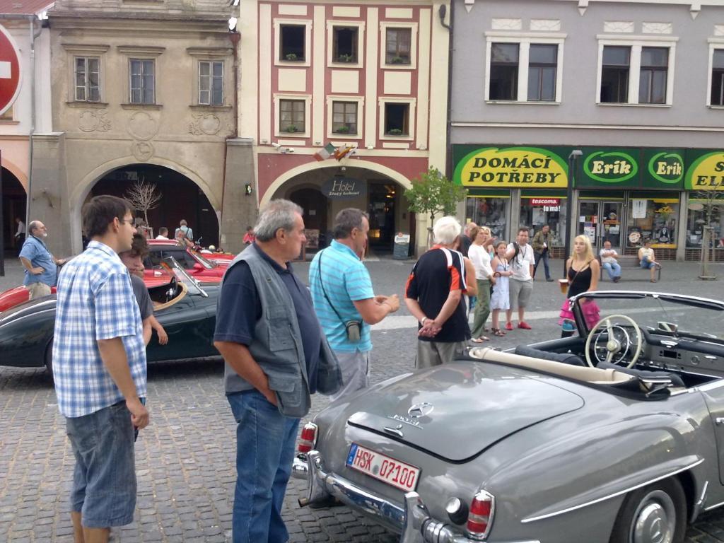 Hotel Zlaty Kohout Mladá Boleslav Dış mekan fotoğraf