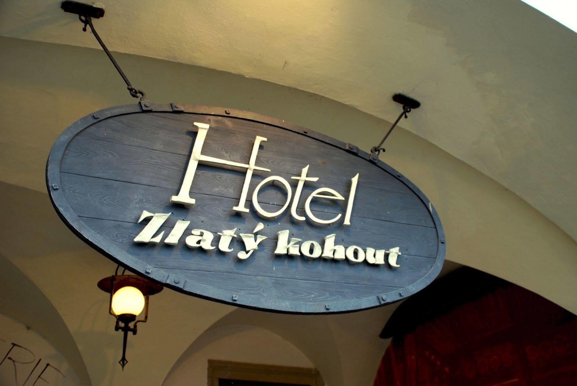 Hotel Zlaty Kohout Mladá Boleslav Dış mekan fotoğraf