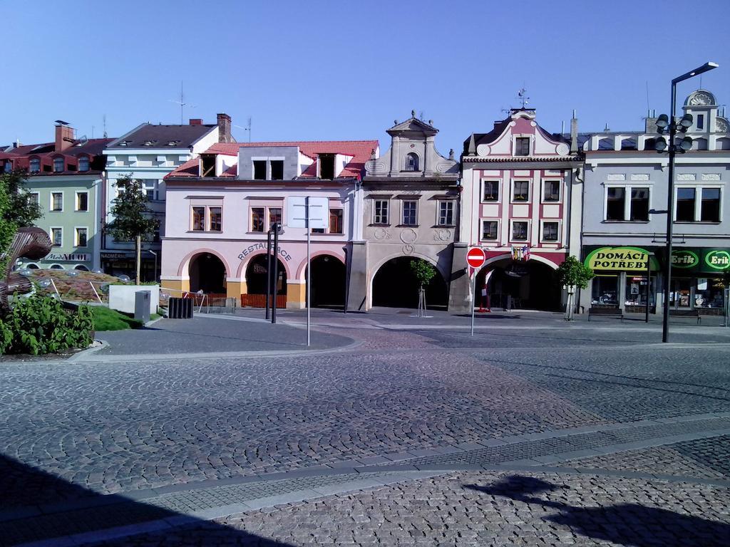 Hotel Zlaty Kohout Mladá Boleslav Dış mekan fotoğraf